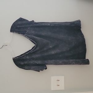 Women's black tshirt